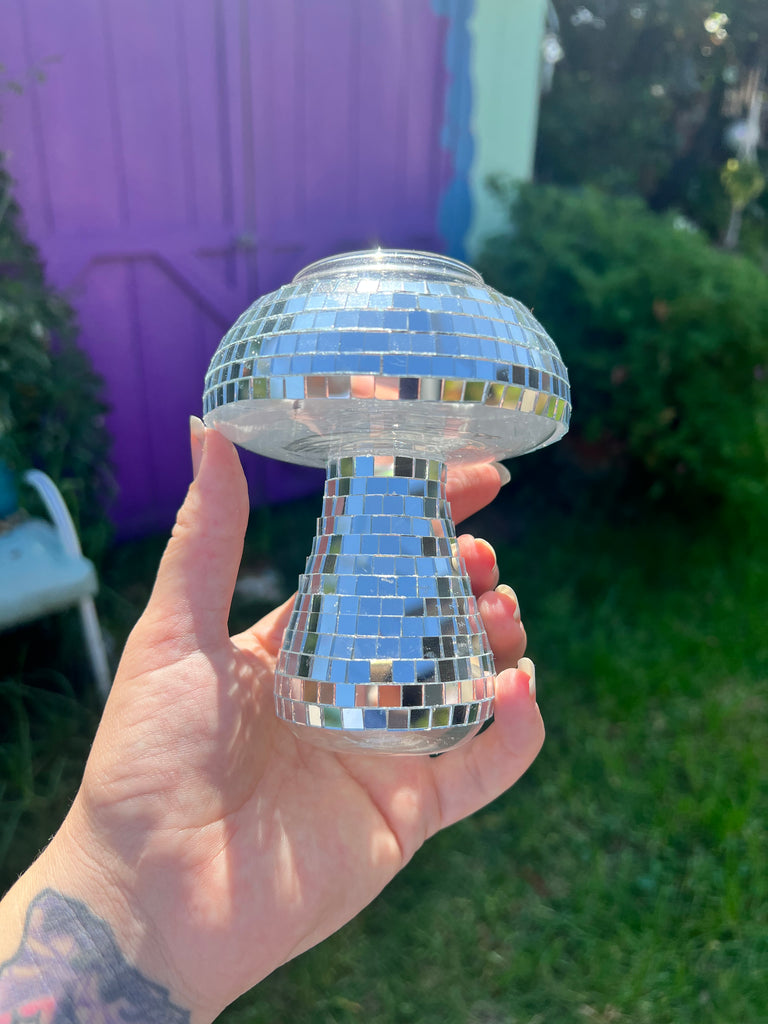 Disco mushroom glass