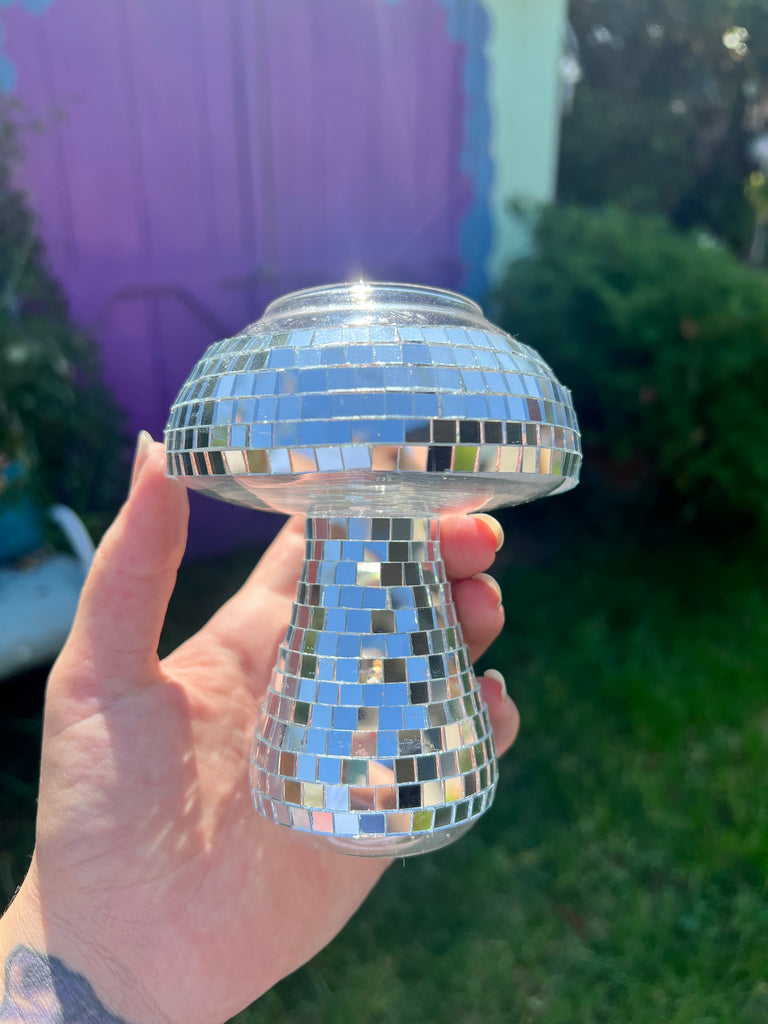 Disco mushroom glass