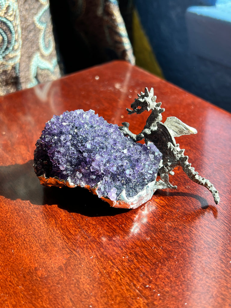 The Dragon who claimed the Amethyst