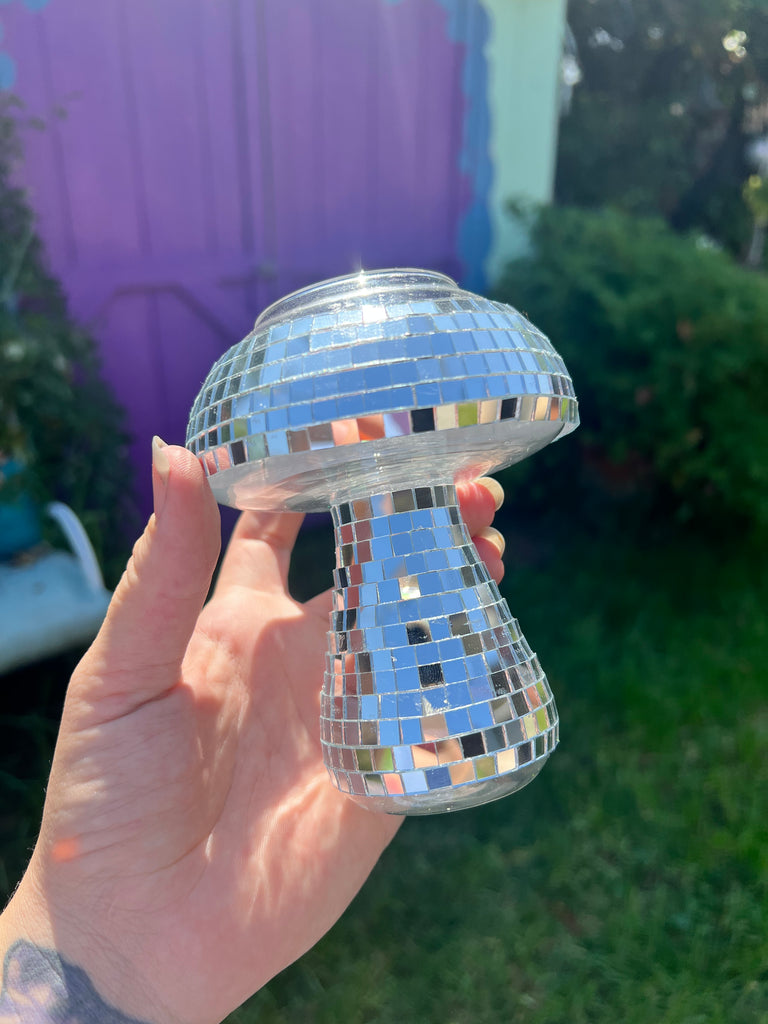 Disco mushroom glass