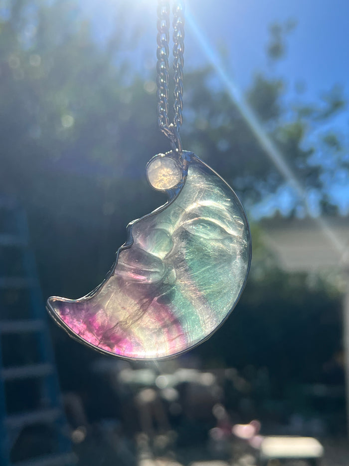 Fluorite and moonstone Moonface necklace