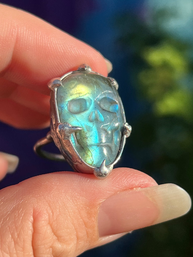 Labradorite skull ring size 6.5