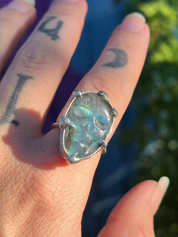 Labradorite skull ring size 6.5