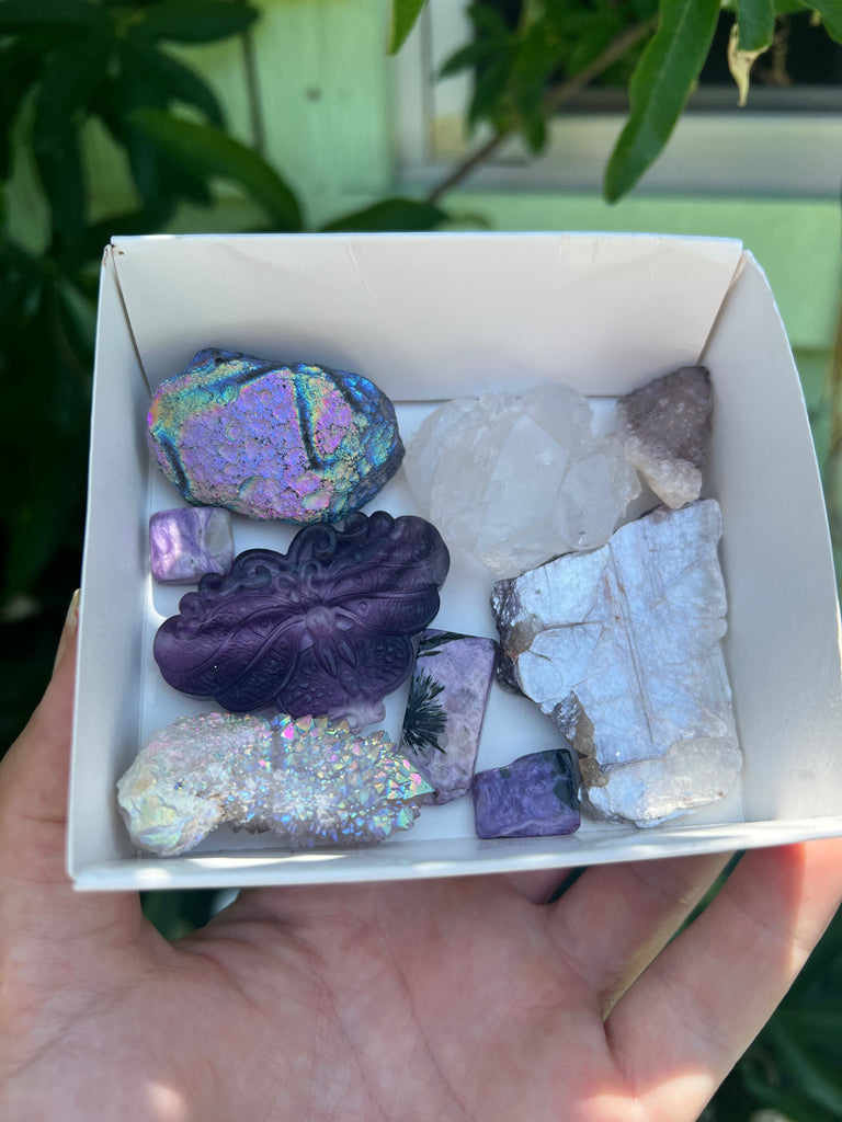 Destash Aura Crystal Lot A.