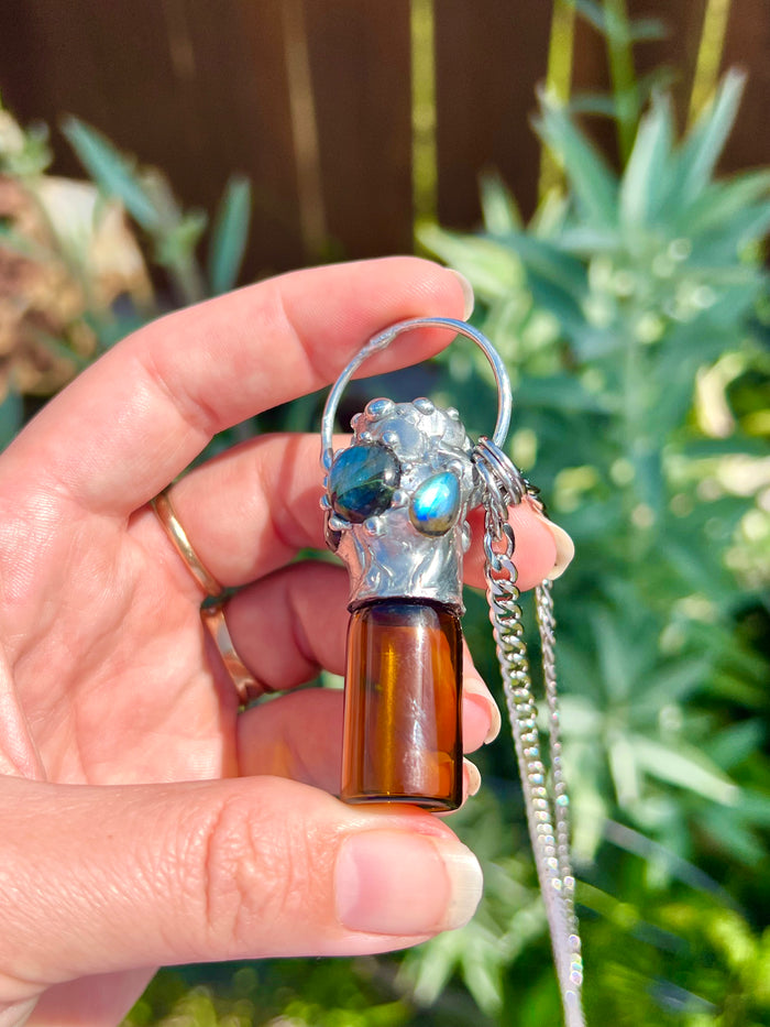 Labradorite Aromatherapy bottle necklace no.1