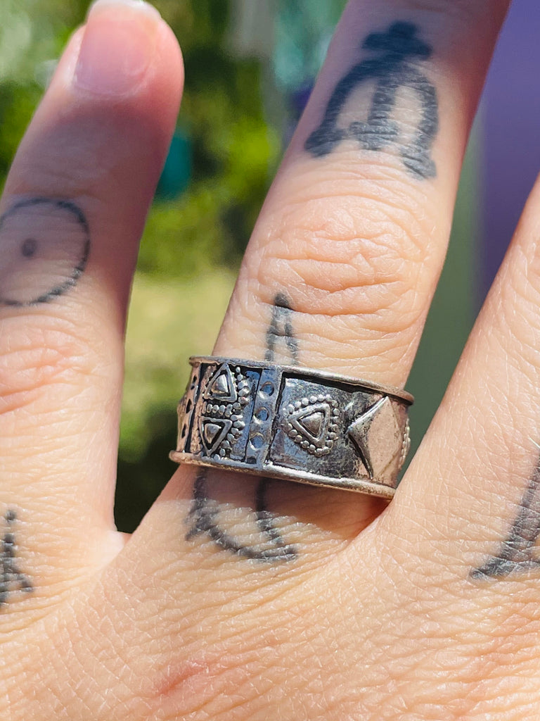 Tribal Silver ring size 6