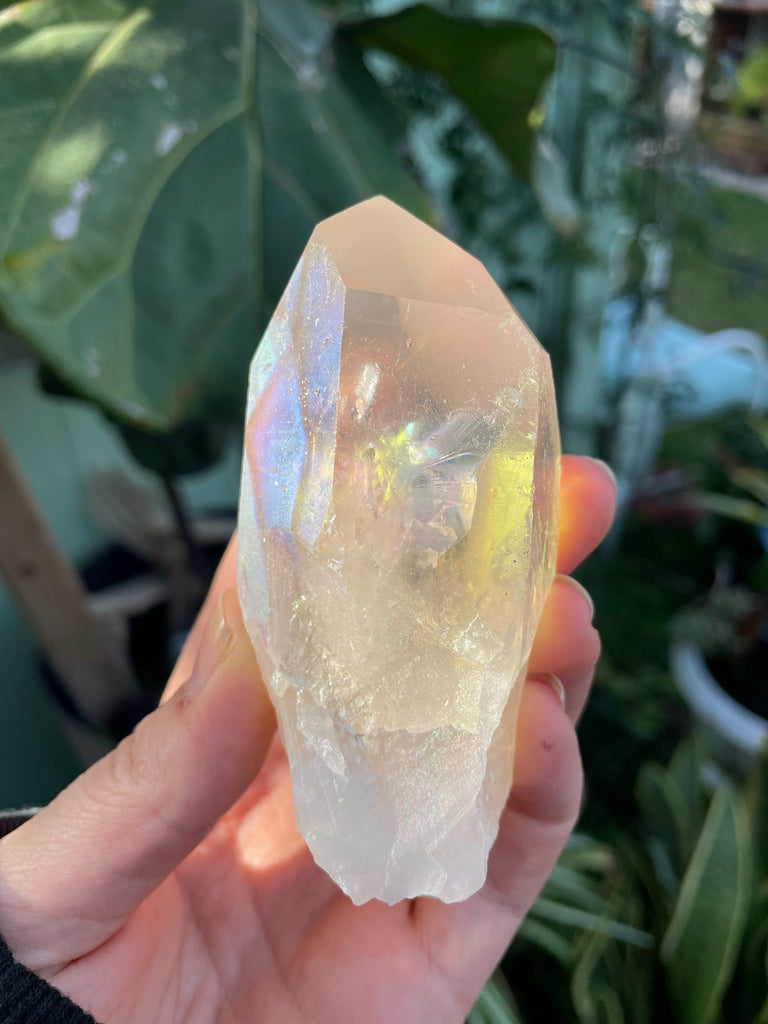 Aura Quartz Point