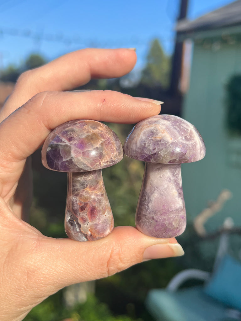 Amethyst  mushroom carving