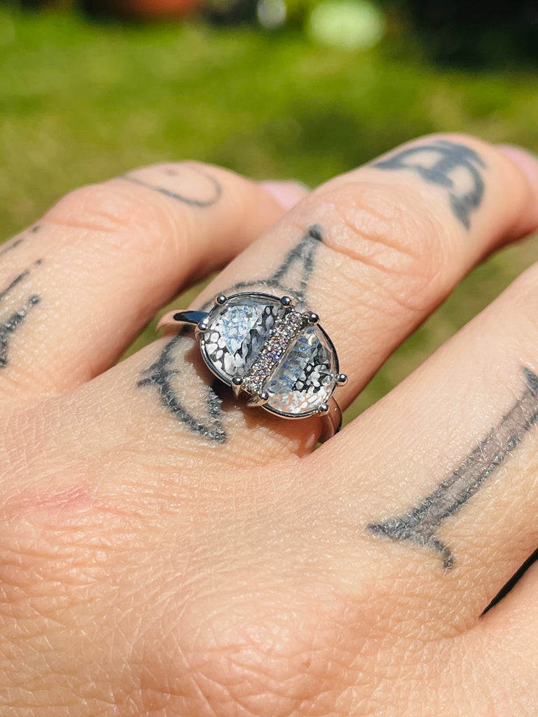 Sparkly glass and zircon ring size 5