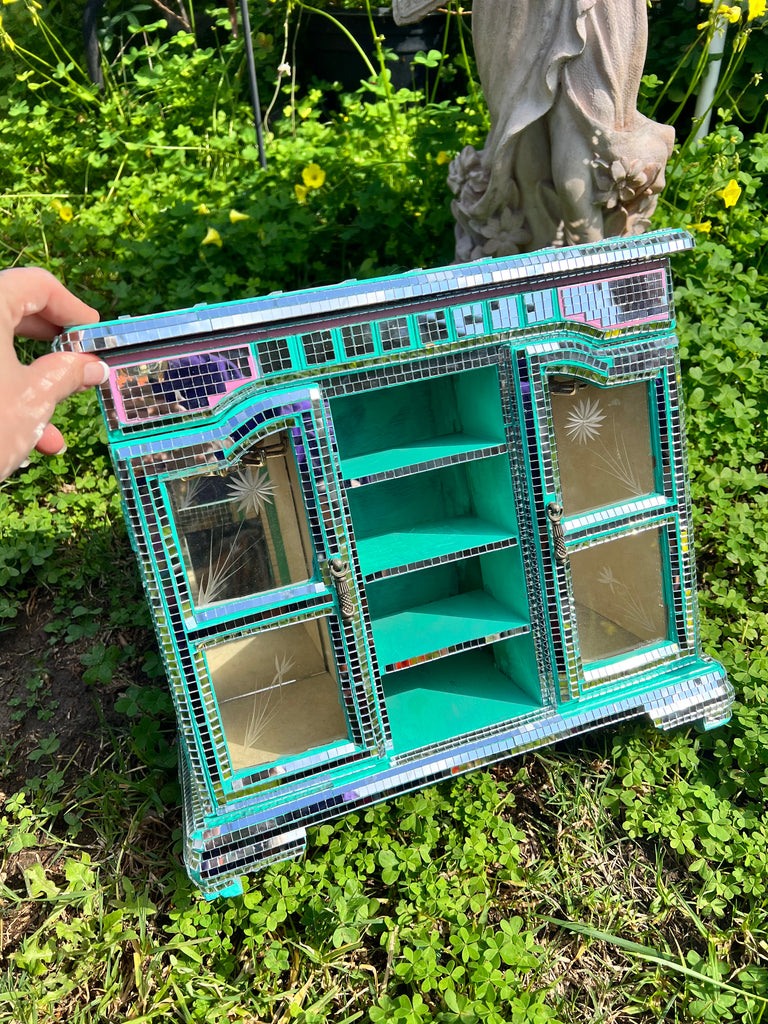 Disco jewelry case