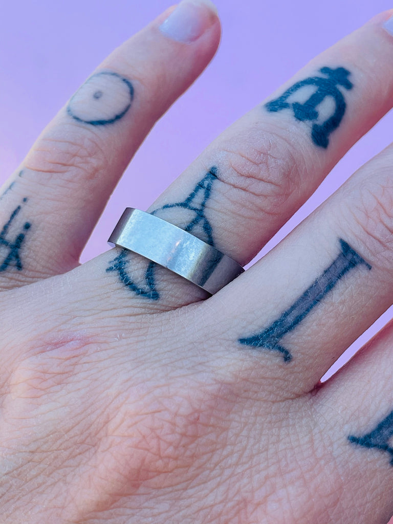 Silver band ring size 6.5