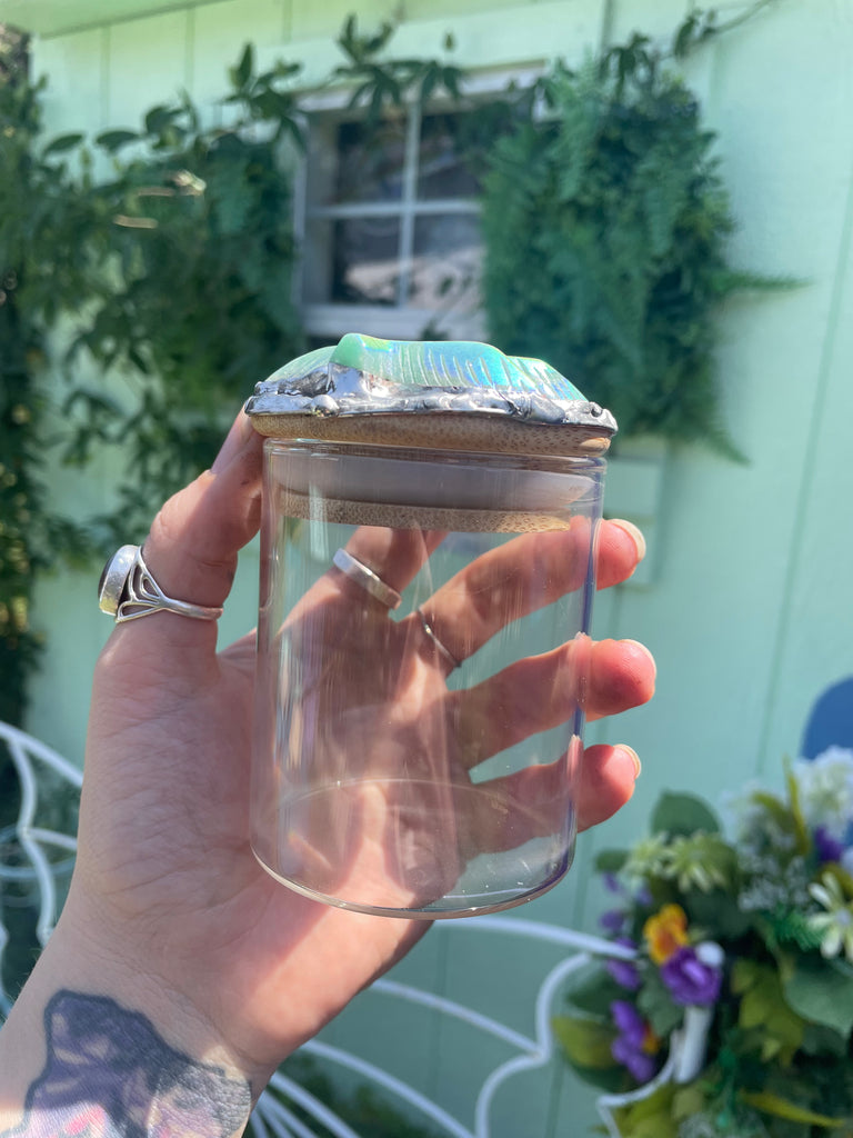 Aura Jade Leaf Jar