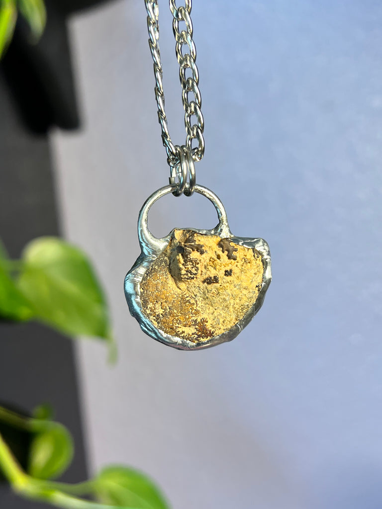 Holographic Ammonite amulet no.10