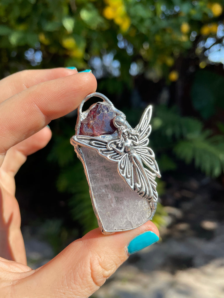 Kunzite amulet with Pink Garnet