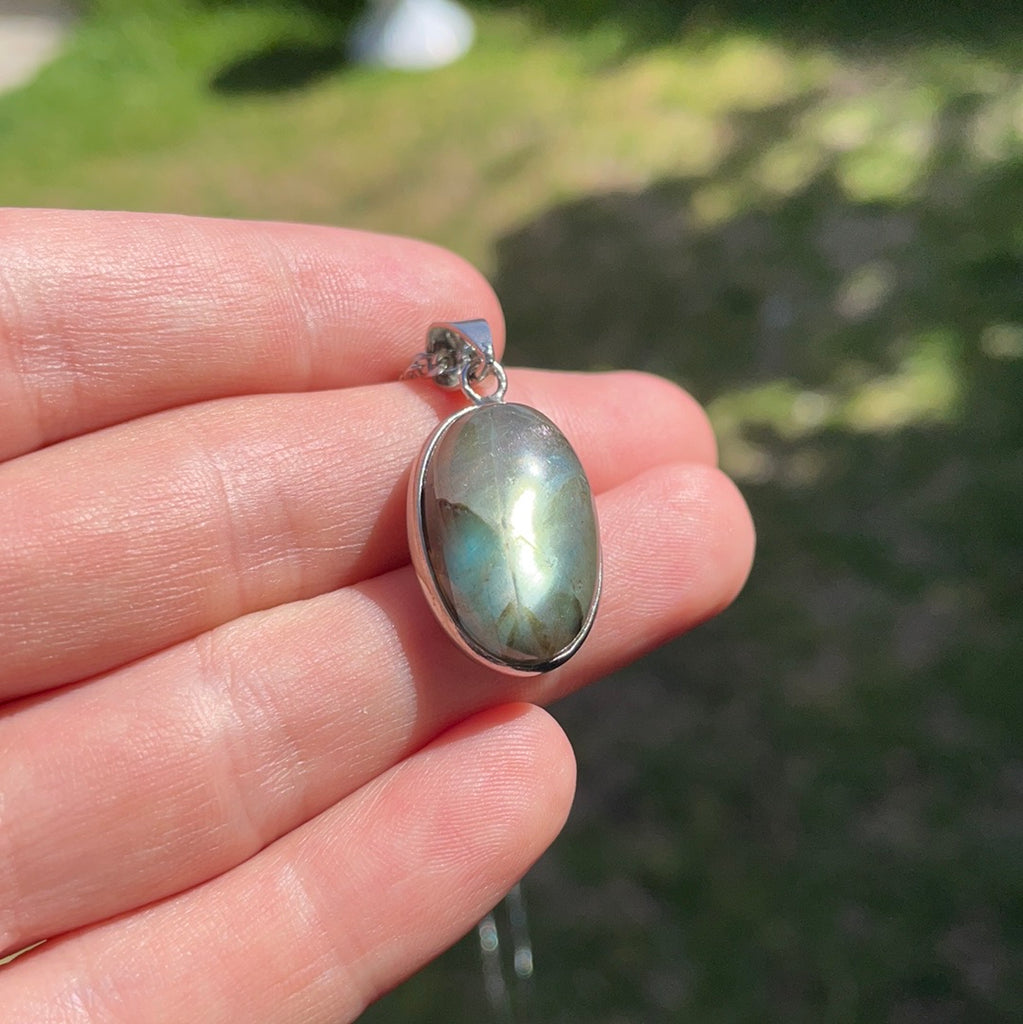 Labradorite Pendant