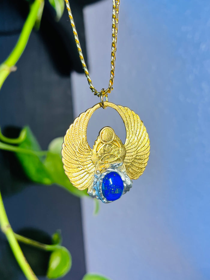 Scarab Beetle Amulet with Lapis Lazuli