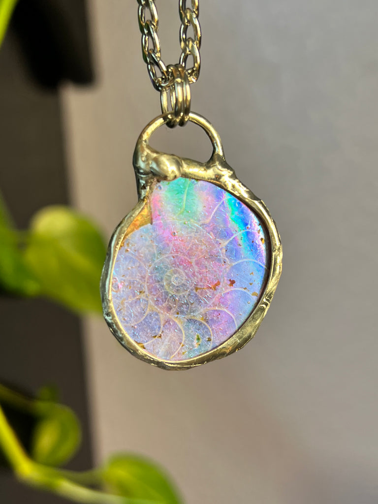 Holographic Aura coated Ammonite amulet no.6