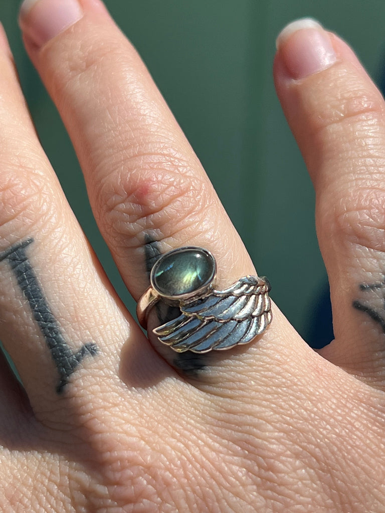 Angel Wing Ring with Labradorite size 5.5 (no.2)