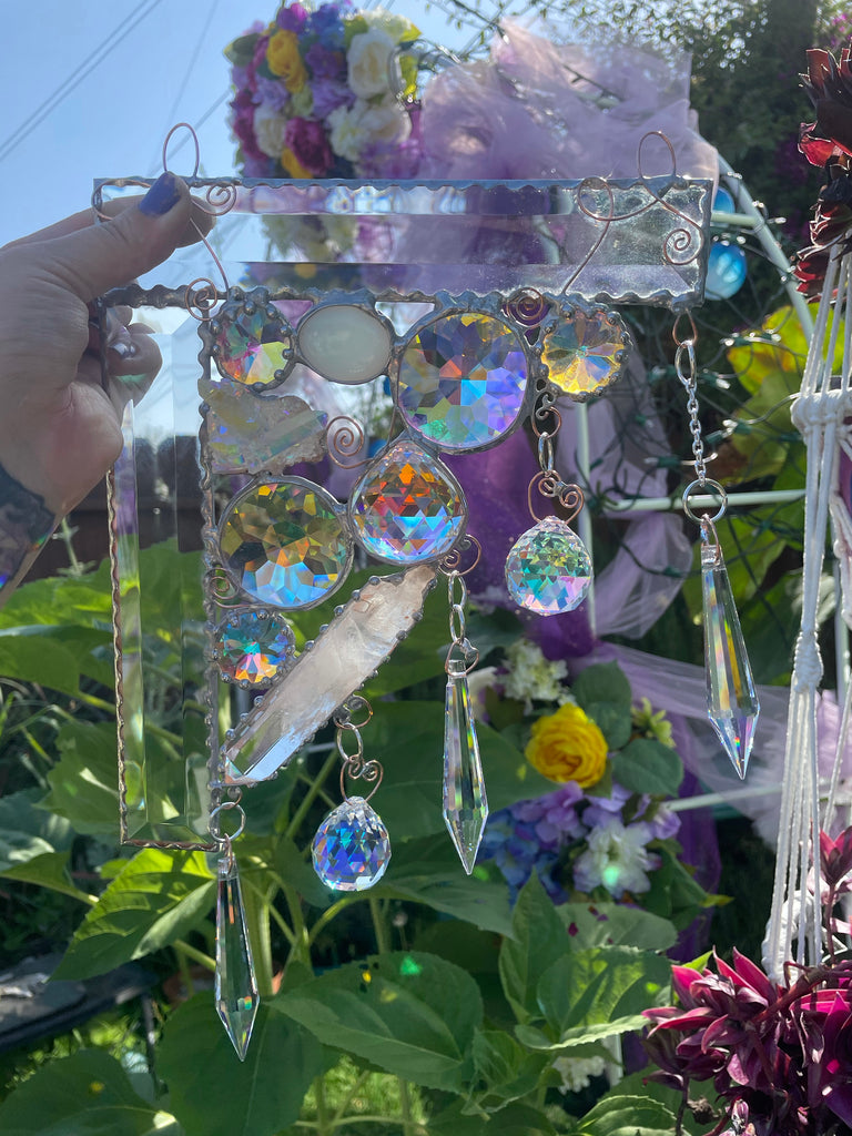Kaleidoscopic Rainbow Maker corner piece
