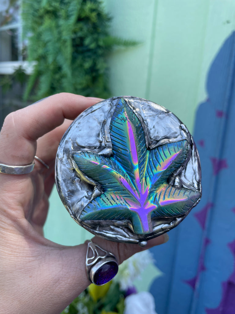 Aura Jade Leaf Jar