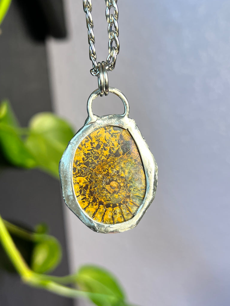 Holographic Ammonite amulet no.4