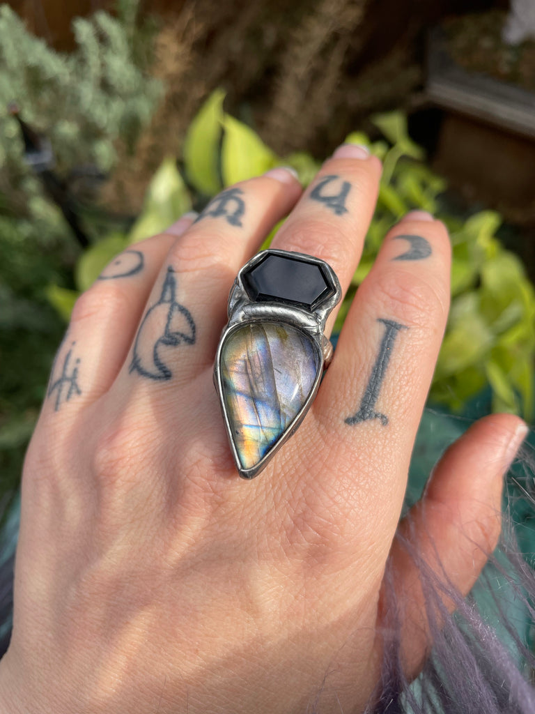 Labradorite and Onyx ring size 7