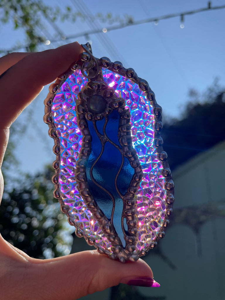 Lindsay- Dichroic Glass Yoni pendant