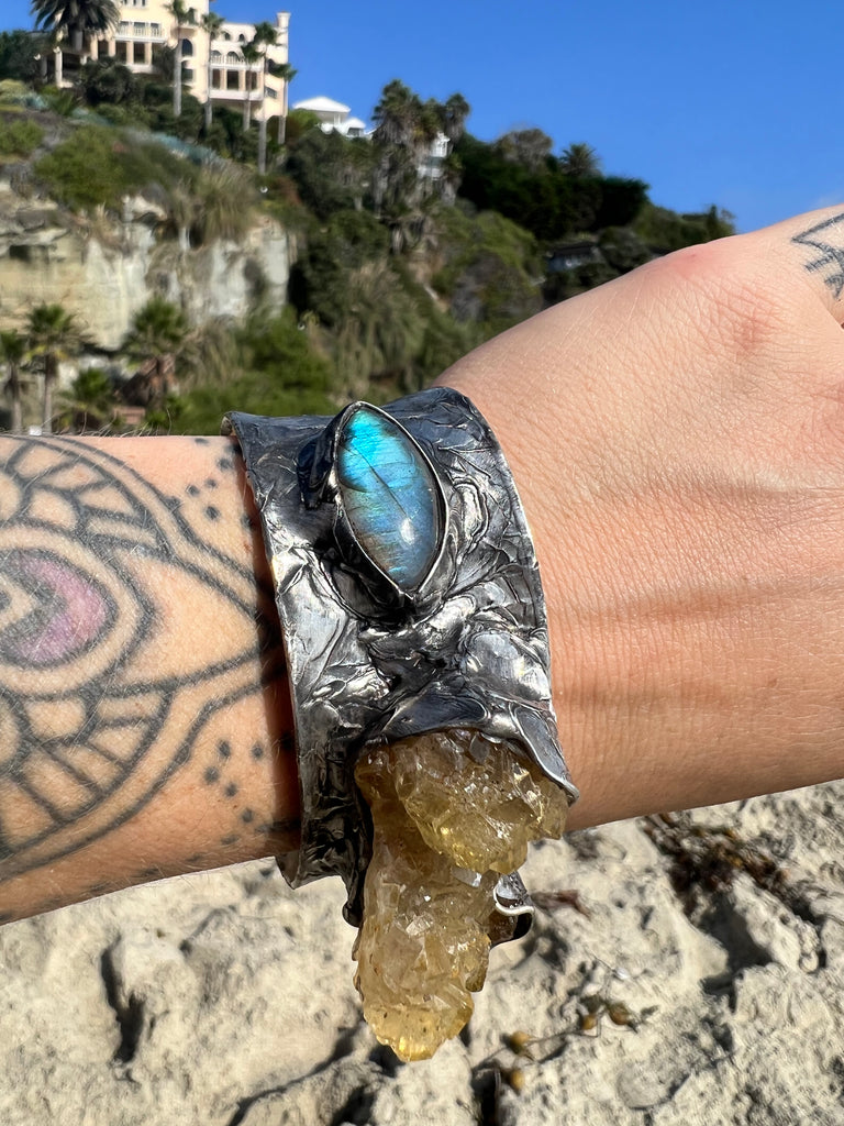 Yellow Fluorite and Labradorite bangle