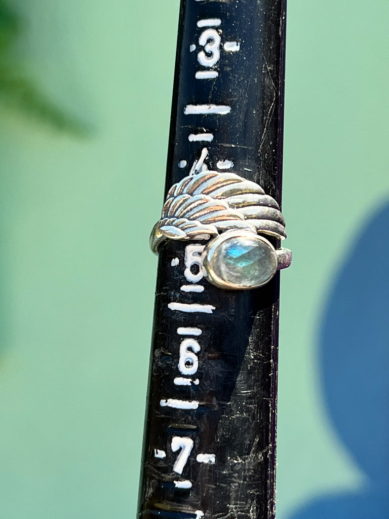 Angel Wing Ring with Labradorite size 5.5