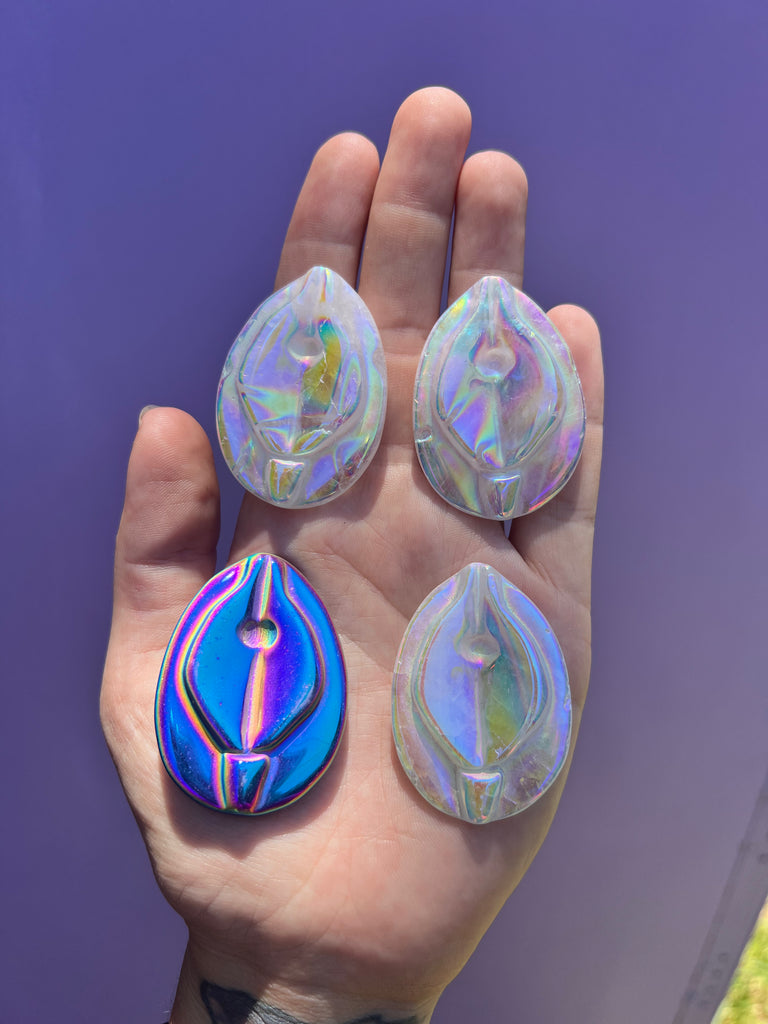 Aurafied Quartz & Obsidian Yoni (choose one)