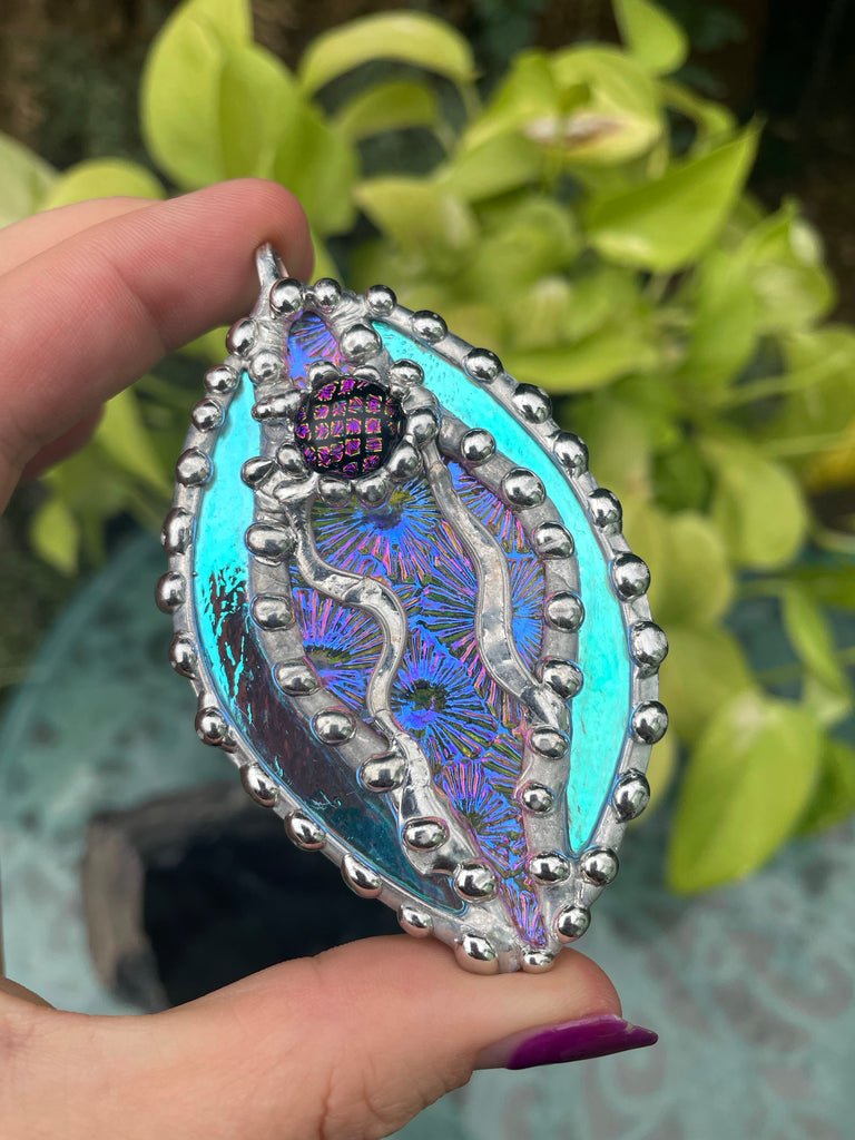 Sabrina Dichroic Glass Yoni