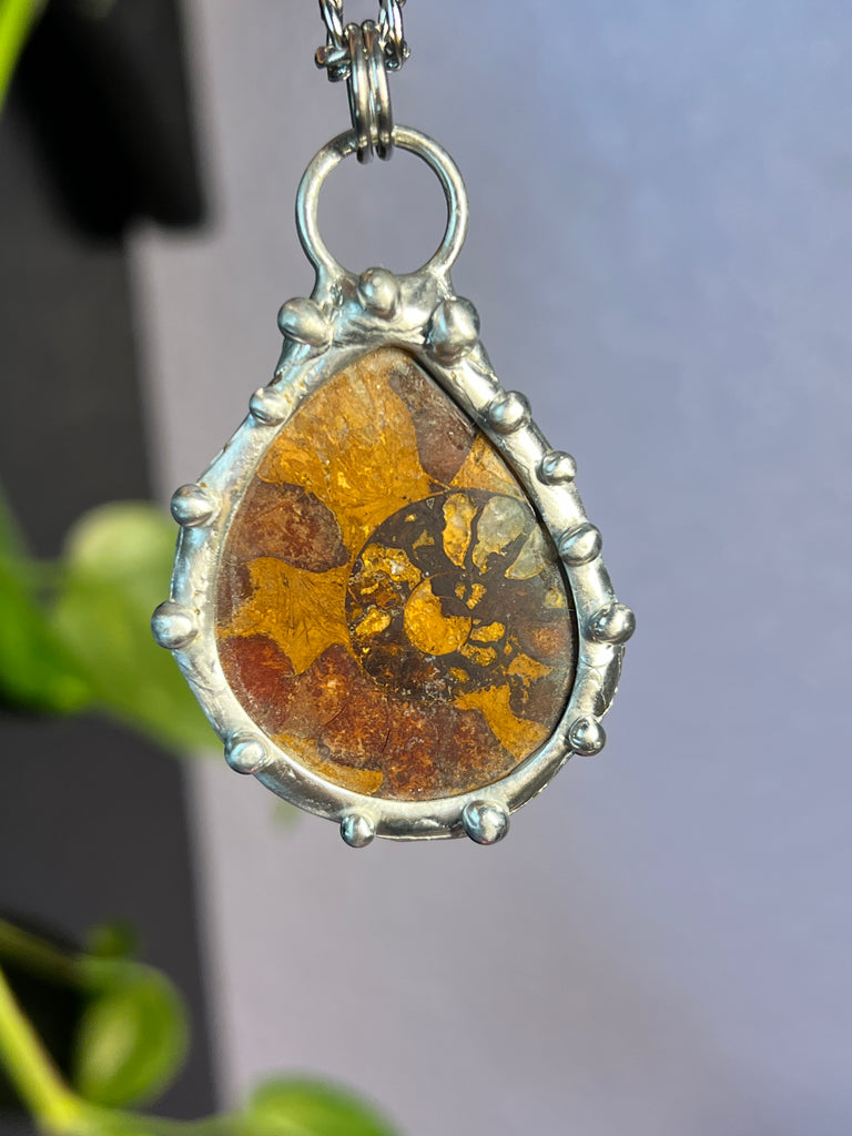 Holographic Ammonite amulet no.5